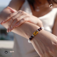 Capricorn (मकर राशि) Zodiac Garnet & Milky Quartz Bracelet