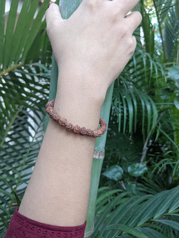 Rudraksha Unisex Bracelet benefit